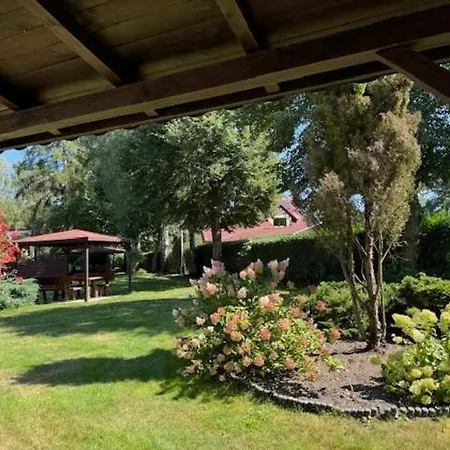 Osrodek Wypoczynkowy Swierk Hébergement de vacances Niewiesze