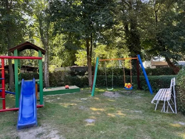 Osrodek Wypoczynkowy Swierk Hébergement de vacances *